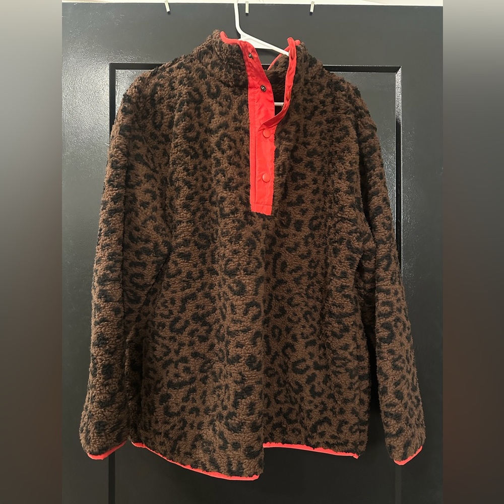 Leopard Fleece Pullover